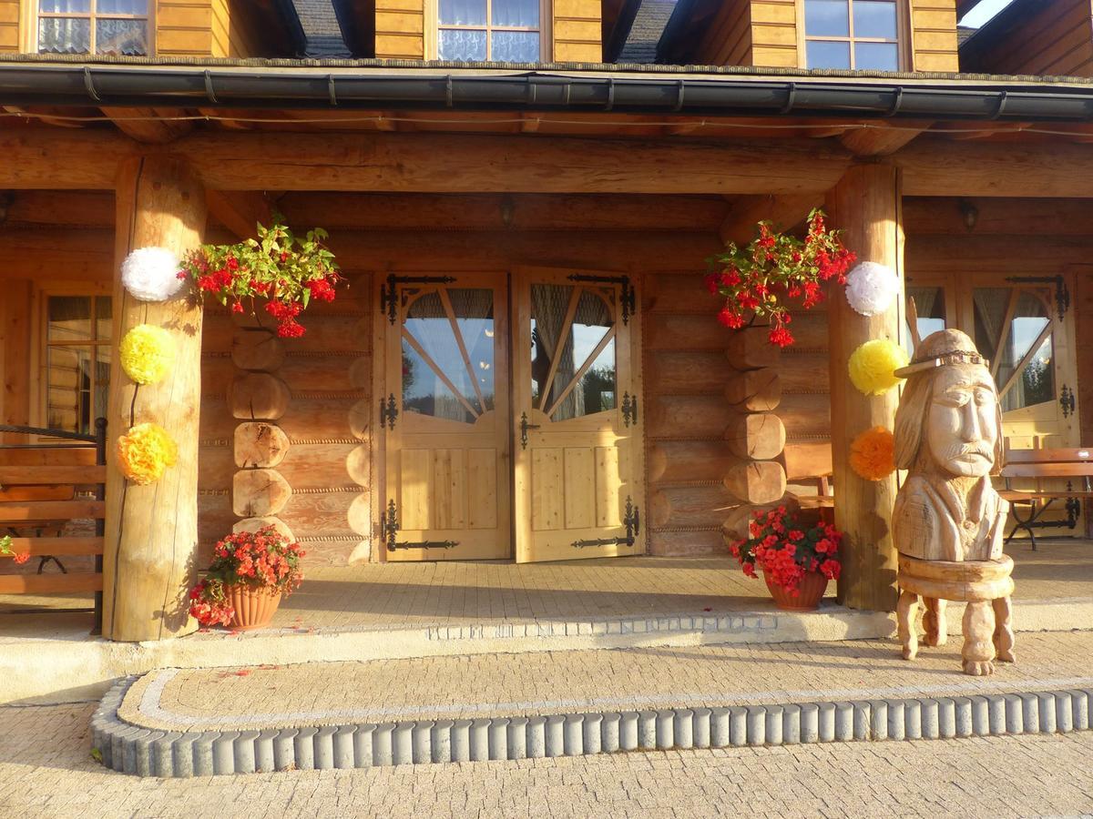 Bed and Breakfast Karczma Goralska à Wisznice Extérieur photo