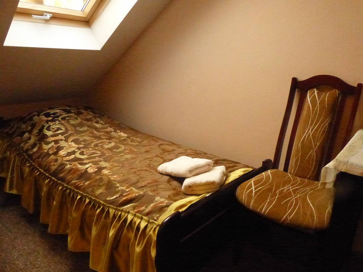 Bed and Breakfast Karczma Goralska à Wisznice Extérieur photo